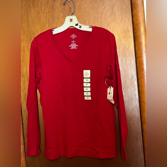 NWT Long-Sleeved shirt for Women - Picture 3 of 8